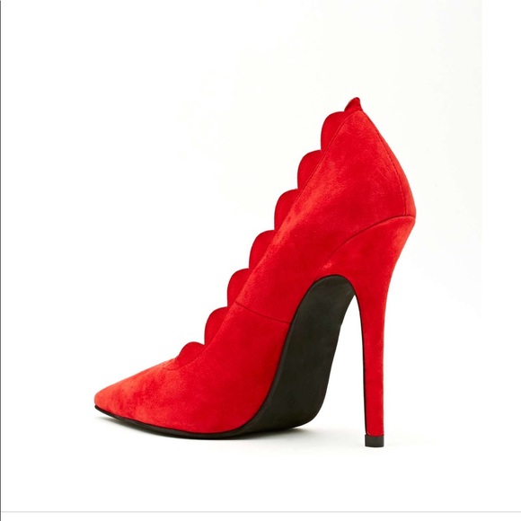 Jeffrey Campbell Red Scallopini Pump - Picture 2 of 6
